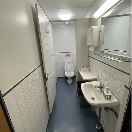 Office House Services 205 * Helsinki
